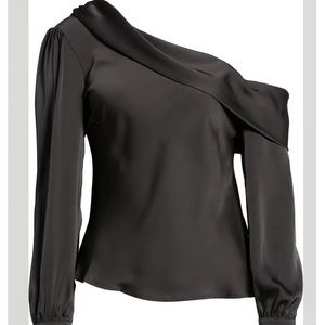NWT Astr the label off the shoulder blouse